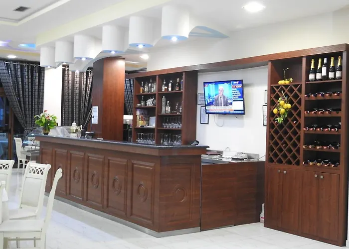 Hotel 3 Vellezerit