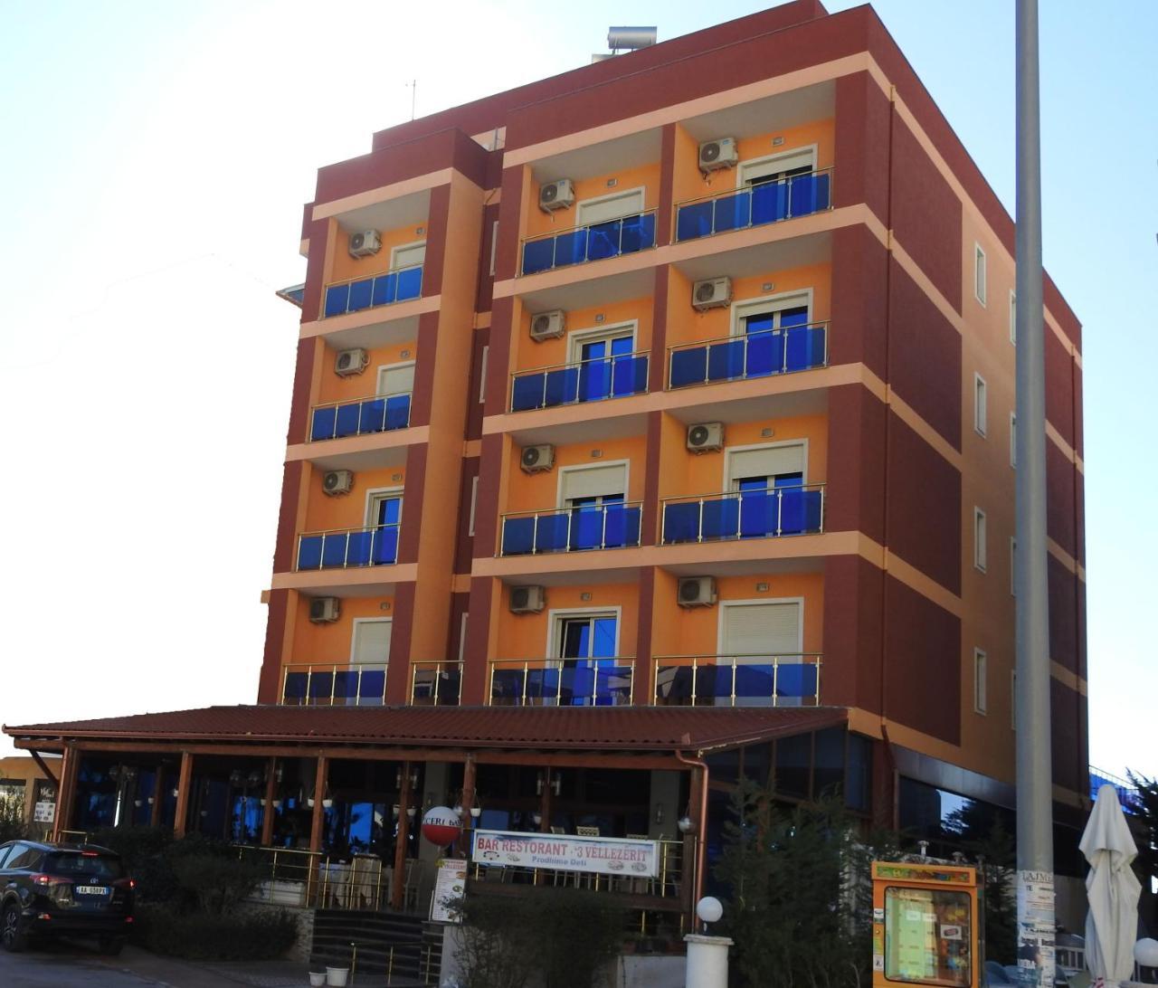 3 Vellezerit Hotel Durrës