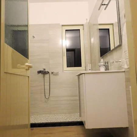 Hotel 3 Vellezerit Durres Exterior photo